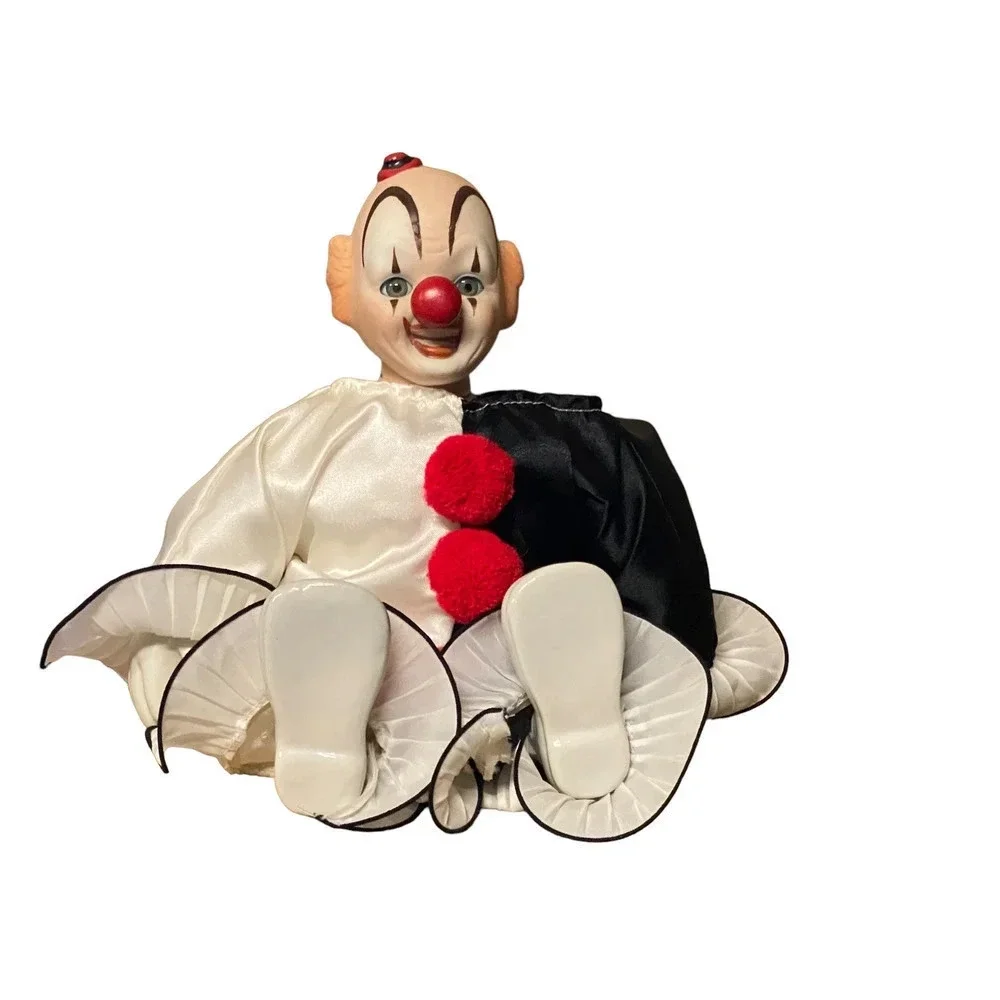 Pre-owned Victoria Ashlea Originals 1985 Musical Porcelain 12" Clown Doll - Picture 6 of 12